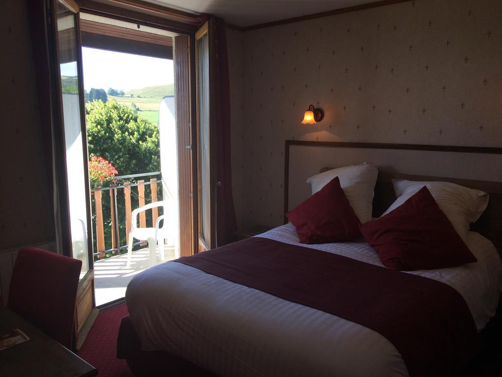 Auberge De La Petite Ferme, Super-Besse Est, The Originals Relais מראה חיצוני תמונה