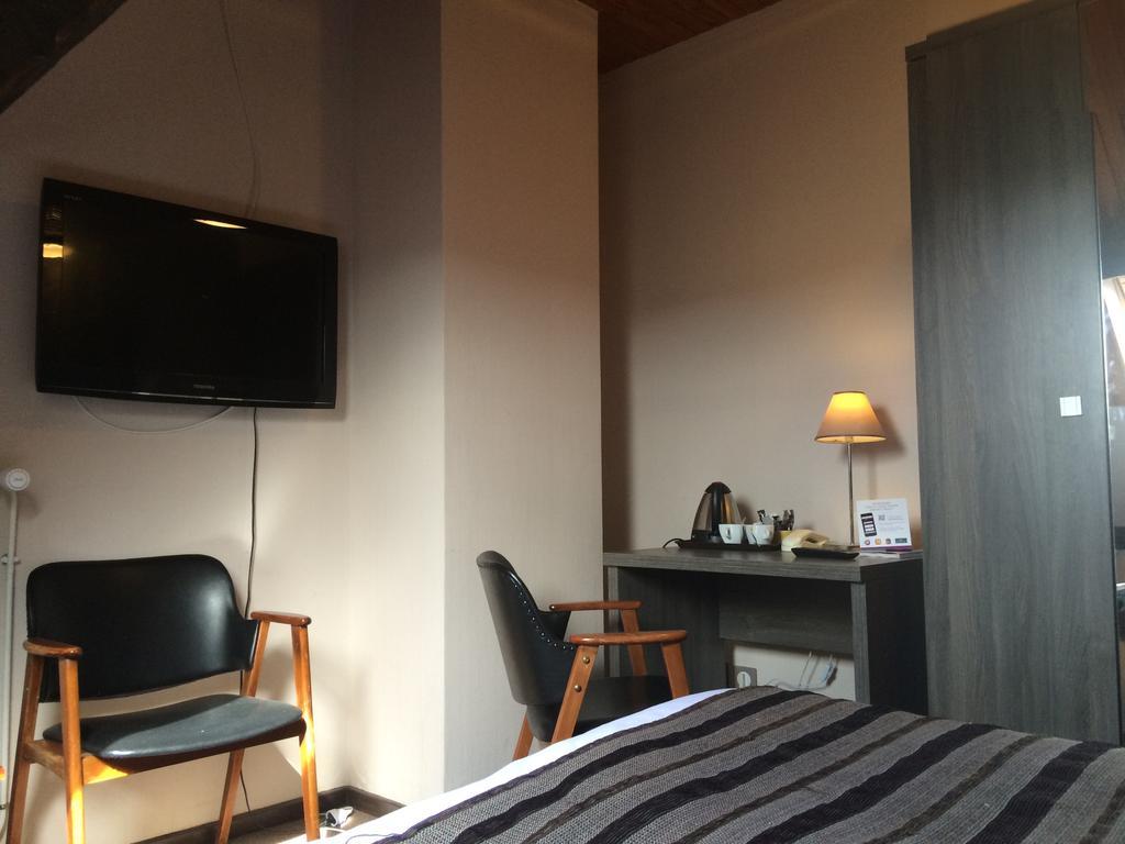 Auberge De La Petite Ferme, Super-Besse Est, The Originals Relais מראה חיצוני תמונה